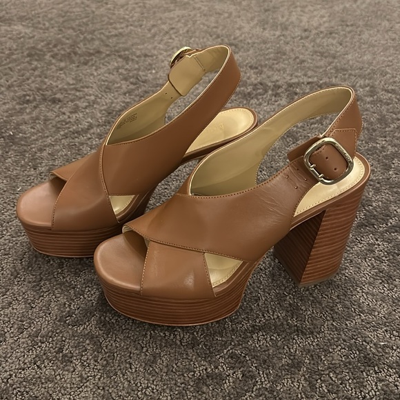 MICHAEL KORS LEATHER SANDAL HEELS - Picture 2 of 6